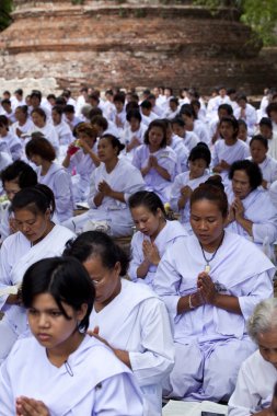 Visakha puja gün