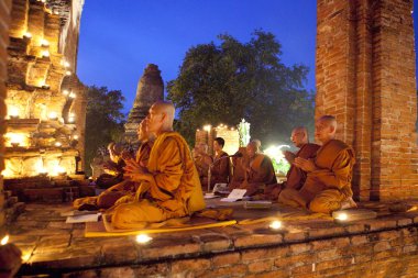 Visakha puja gün