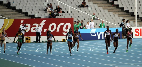 Konkurencja wiązana na 200 metrów końcowego na Halowe Mistrzostwa świata juniorów w Lekkoatletyce na 13 lipca 2012 w barcelona, Hiszpania. — Zdjęcie stockowe