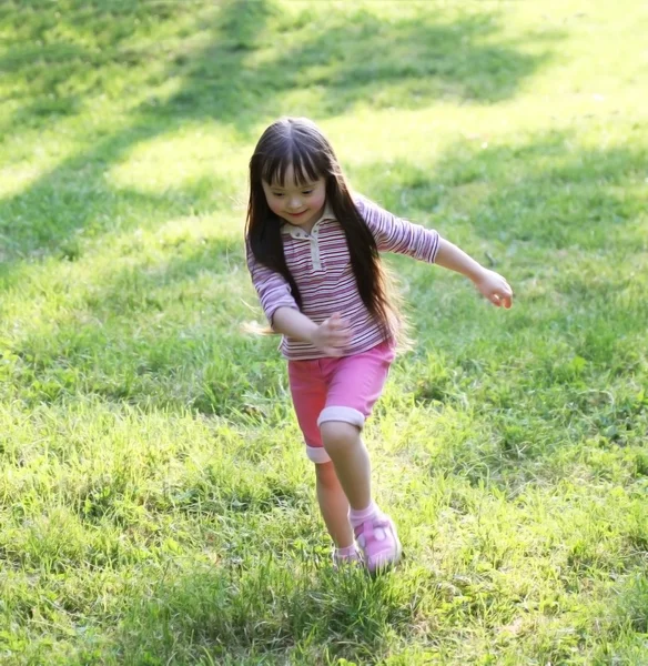 Menina feliz — Fotografia de Stock