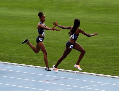 Amerikan takımı - inci 2012 IAAF Dünya Gençler Atletizm championshipson 15 Temmuz 2012 Barcelona, İspanya üzerinde 400 metre bayrak yarışı kazanan.