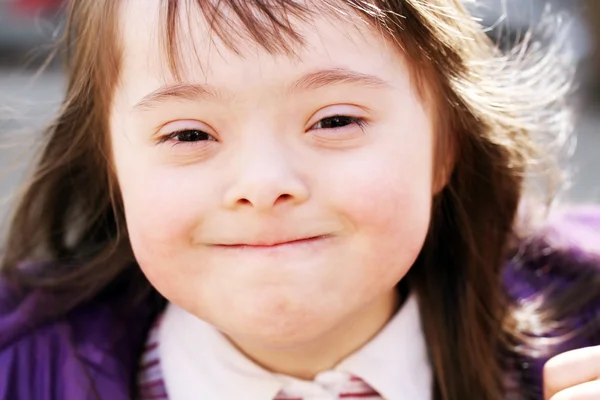 Portrait of beautiful young happy girl — Stock Photo, Image