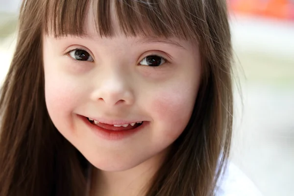 Portrait of young happy girl — Stock Photo, Image