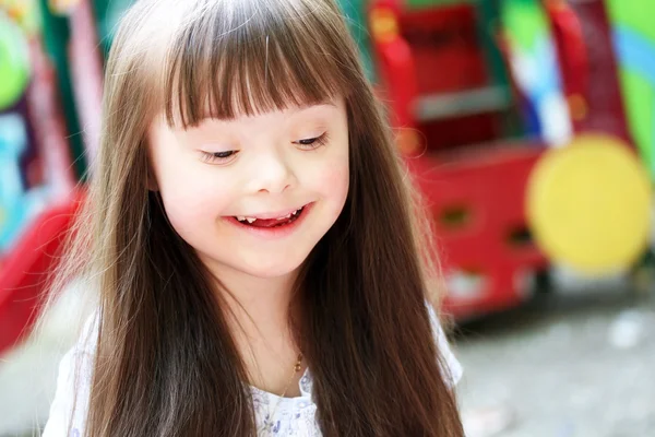 Menina no parque infantil — Fotografia de Stock