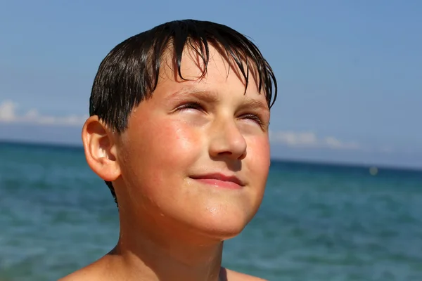 Jongen op vakantie — Stockfoto