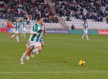 Cordoba, İspanya - Ocak 13:vincenzo rennella w(12) eylem sırasında maç lig cordoba(w) vs numancia (r)(1-0) üzerinde 13 Ocak 2013 baş melek cordoba İspanya Belediye Stadyumu