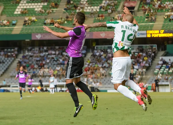 CORDOBA, SPAIN - AUGUST 18: Rául Bravo W(14) in action during match league Cordoba (W) vs Ponferradina (B)(1-0) at the Municipal Stadium of the Archangel on august 18, 2013 in Cordoba Spain — Zdjęcie stockowe