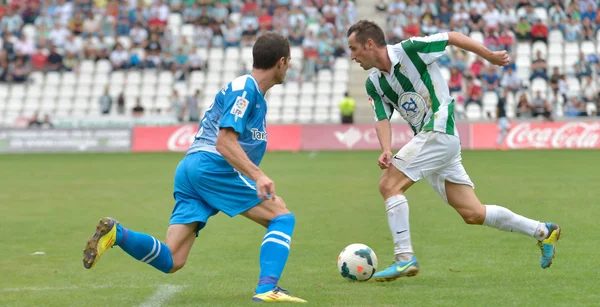 CORDOBA, SPAGNA - 29 SETTEMBRE: Lopez Silva W (19) in azione durante la partita di campionato Cordoba (W) vs Girona (B) (2-0) allo stadio comunale dell'Arcangelo il 29 settembre 2013 a Cordoba Spagna — Foto Stock