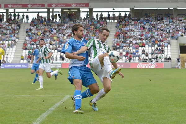 Cordoba, Spanje - 29 september: lopez silva w(19) in actie tijdens de wedstrijd league cordoba (w) vs girona (b)(2-0) in het gemeentelijk stadion van de aartsengel op 29 september 2013 in cordoba Spanje — Stockfoto