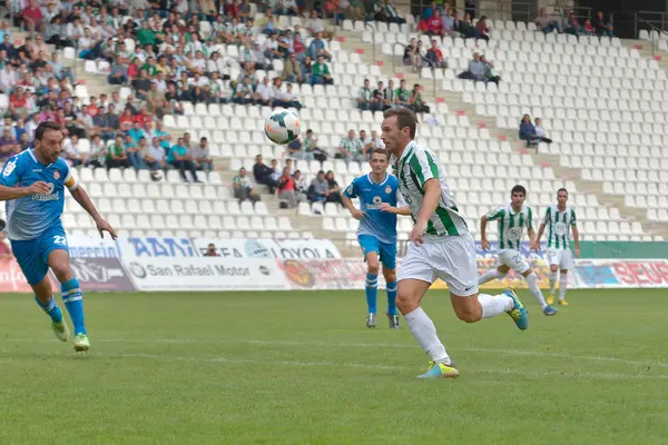 CORDOBA, ESPAÑA - 29 DE SEPTIEMBRE: Xisco W (9) en acción durante el partido Córdoba (W) vs Girona (B) (2-0) en el Estadio Municipal del Arcángel el 29 de septiembre de 2013 en Córdoba España — Foto de Stock