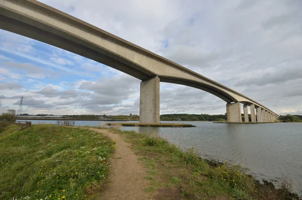 Orwell Bridge with Path — Stock Photo, Image