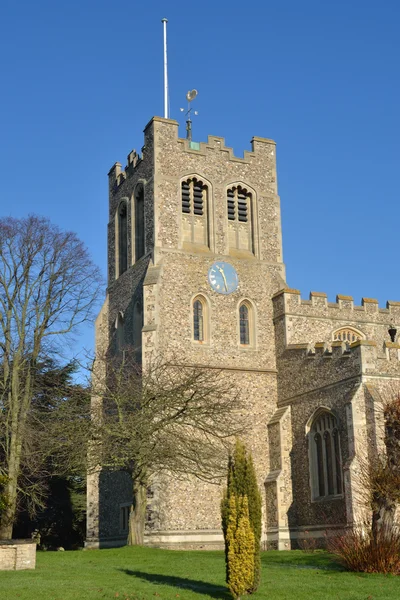 Torre da igreja paroquial inglesa — Fotografia de Stock