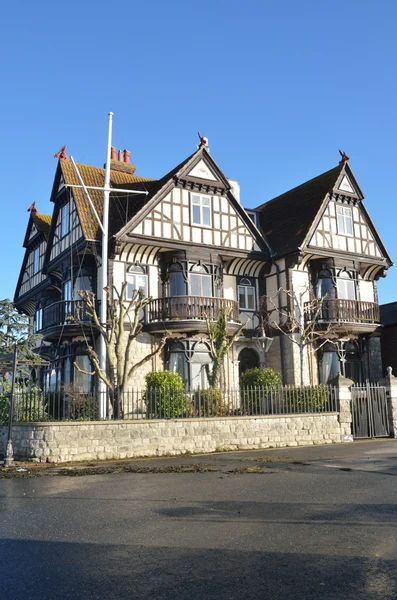 Casa antigua de estilo gótico — Foto de Stock