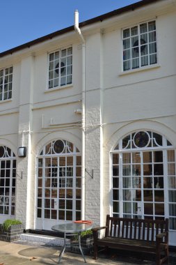 portre Windows'da süslü dökme demir