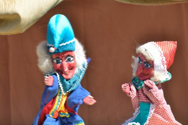 Punch ve judy kukla gösterisi