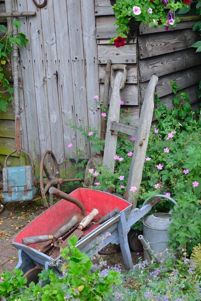 Vintage gardening tools — Stock Photo, Image