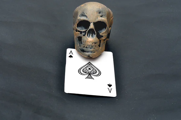 Skull and ace of spades — Stock Photo, Image