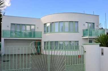 büyük modernist ev