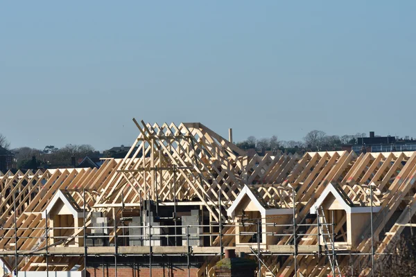 建設中の木造の屋根 — ストック写真