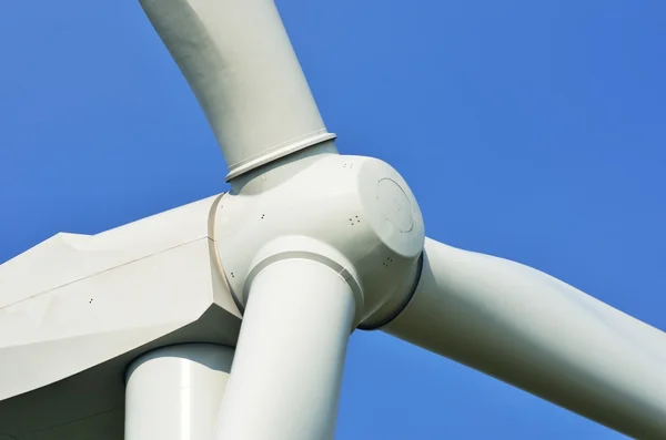 Hélice de parc éolien en vue rapprochée — Photo