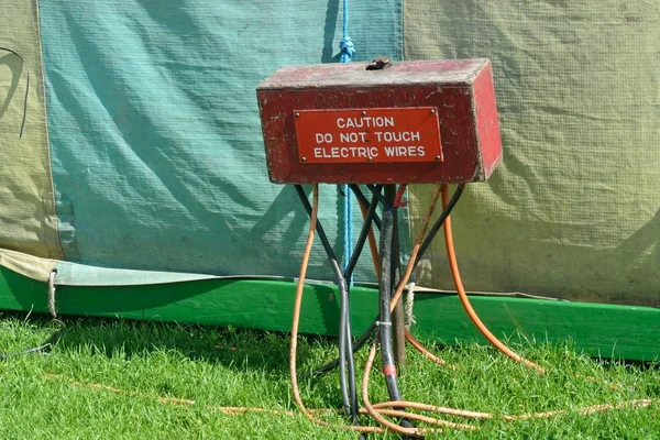Kablo kutusu uyarı işareti — Stok fotoğraf
