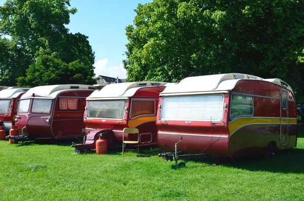 Line of caravans in red — Stock Photo, Image