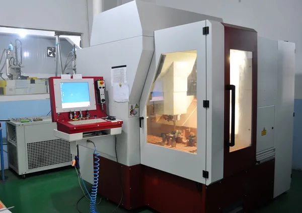 Máquina herramienta CNC — Foto de Stock