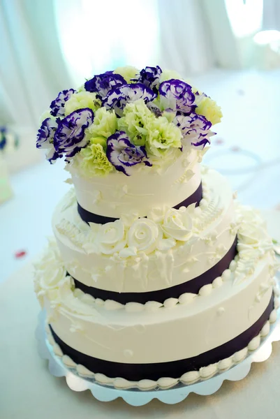 Весільний торт — стокове фото