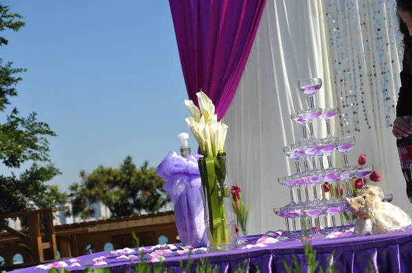 Bruiloft champagne toren — Stockfoto