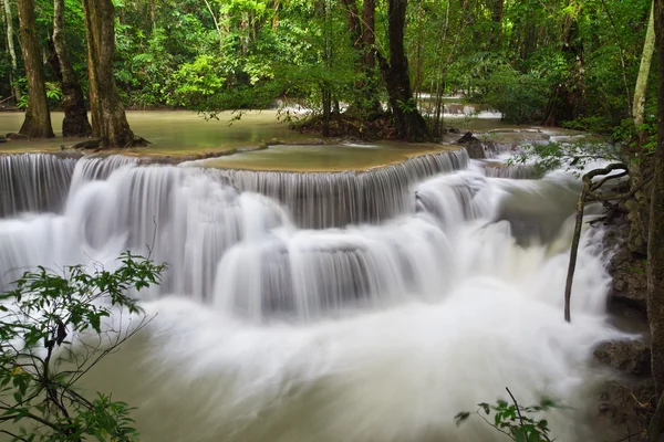 Water fall , hua mae kamin level 6 kanchanaburi thailand — Stock Photo, Image