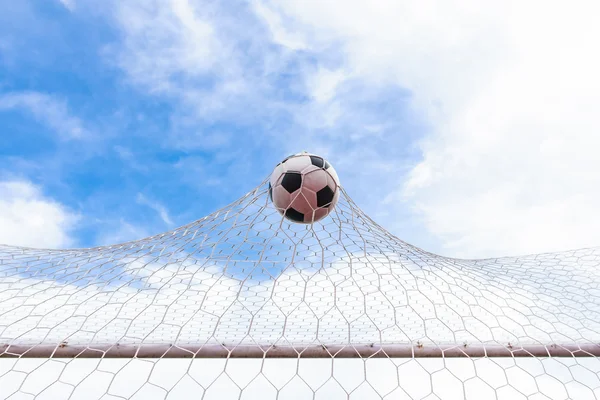 Fotbal v brance čisté — Stock fotografie