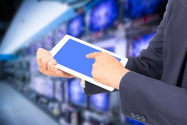 Hombre de negocios mano tocando tableta blanca PC — Foto de Stock