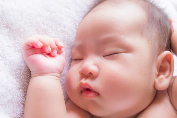 Schlafendes Baby — Stockfoto