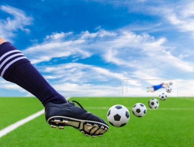 Futbol topu tekmeleme ayak