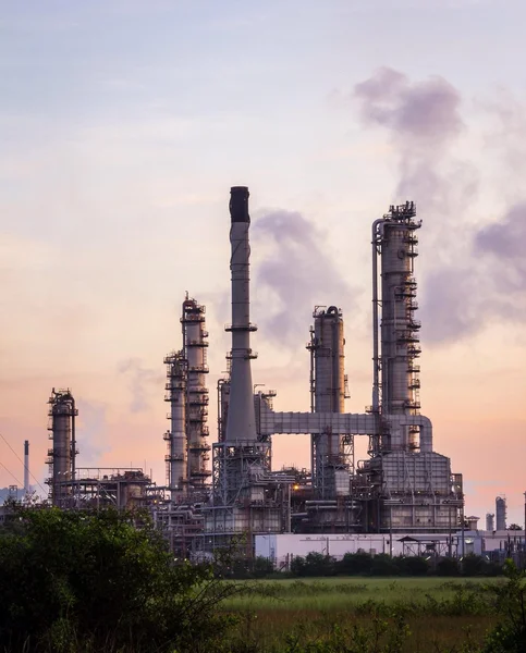 Oil refinery plant — Stock Photo, Image