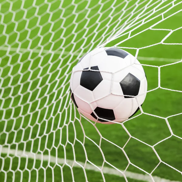 Calcio nella rete goal — Foto Stock