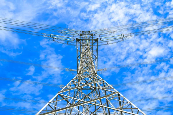 전기 고전압 힘 철 탑 — 스톡 사진