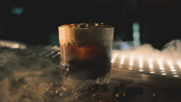 Barda buzlu kokteyller.