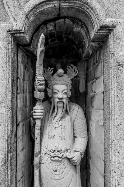 Statua del soldato cinese nel tempio thailandese — Foto Stock