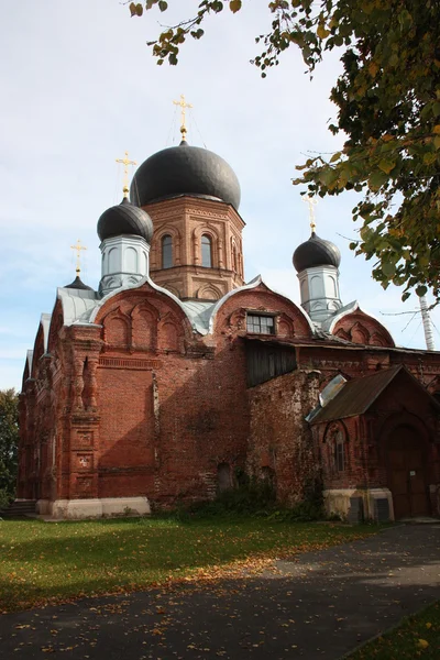 Покровська. Введенському острів Ермітаж (монастир). Введенському собор. — стокове фото