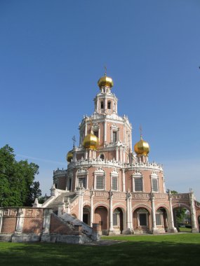 Rusya, Moskova. Kilise kutsal bakire koruma