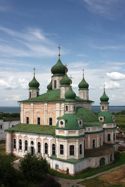 Ryssland, Jaroslavl regionen, pereslavl. goritskii kloster Uspenskij katedralen — Stockfoto