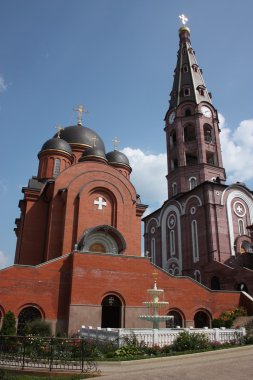çan kulesi ve şefaat kutsal bakirenin kutsal üçlü manastırda kilise