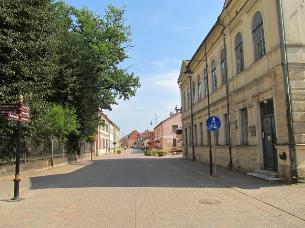 Kuldiga, Lettonia. Strada pedonale — Foto Stock