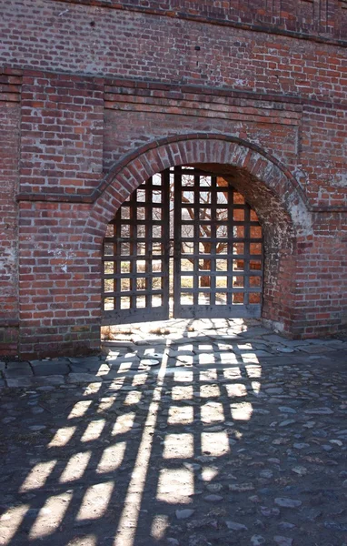 Old gate. Krutitsky chambers ensemble — Stock Photo, Image