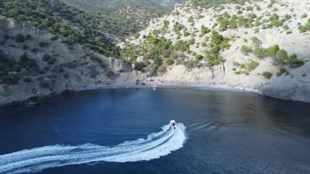 Aerial Footage Famous Paradise Bay Crimea Folowing Speed Boat Frome — Vídeo de stock