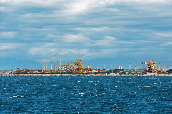 Schiffe Unter Beladung Seehafen Der Stadt Tsawwassen Stürmische See Dramatischer — Stockfoto