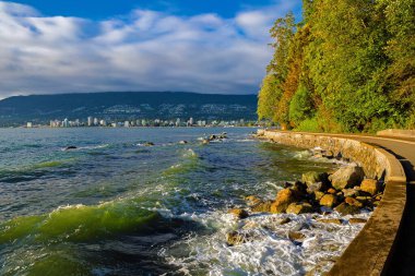  Stanley Park 'ta deniz yolu