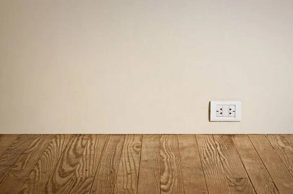 Toma Corriente Eléctrica Una Pared Interior Una Casa Vieja —  Fotos de Stock