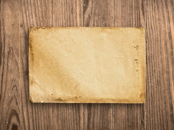 Παλιό Κίτρινο Χαρτί Ξύλινο Τραπέζι — Φωτογραφία Αρχείου